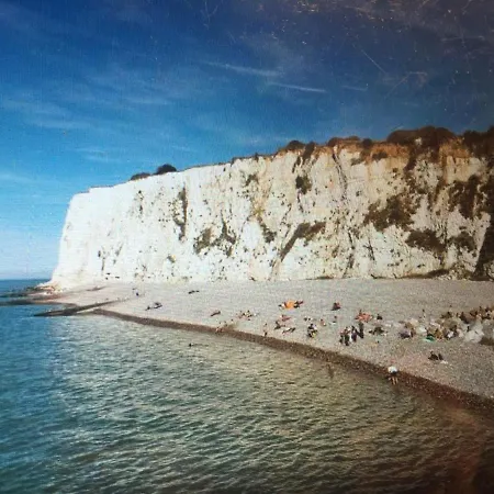 Clara ,clhoé Campeggio *